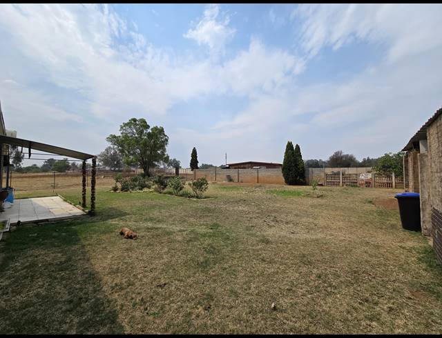 2HA FARM FOR SALE IN MANTEVREDE